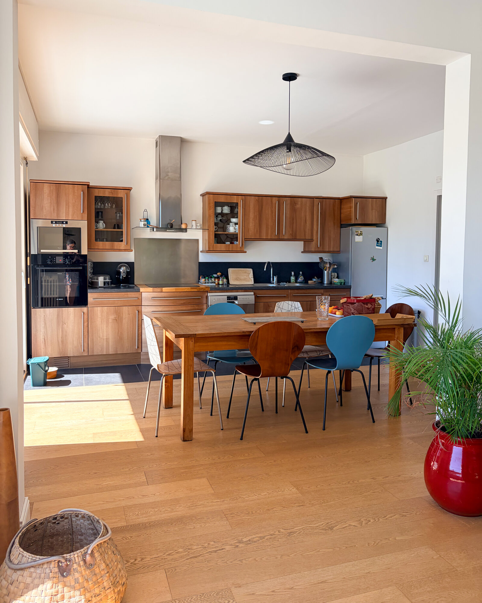 Cuisine du Projet Perrières avant travaux, vue 1