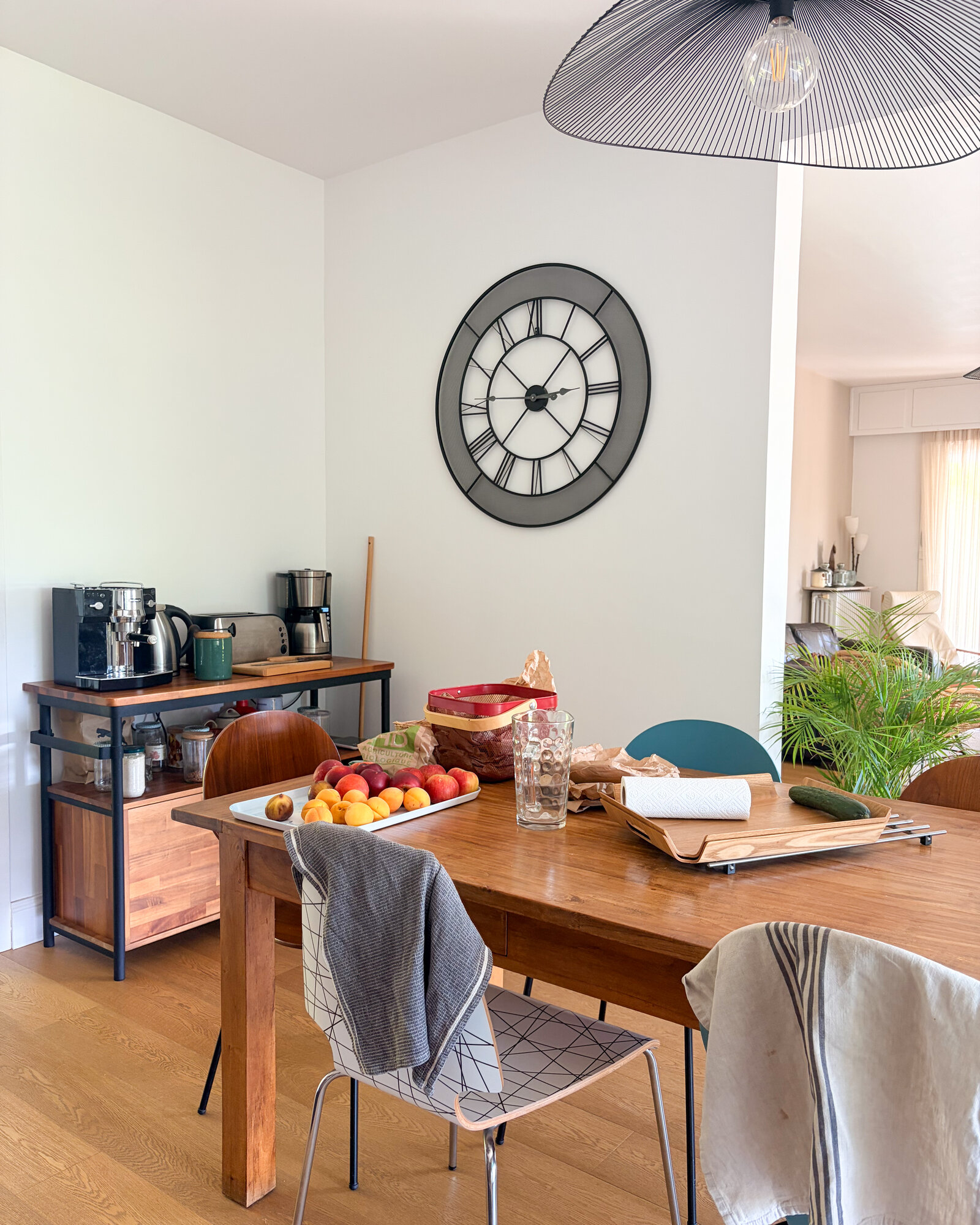Cuisine du Projet Perrières avant travaux, vue 3
